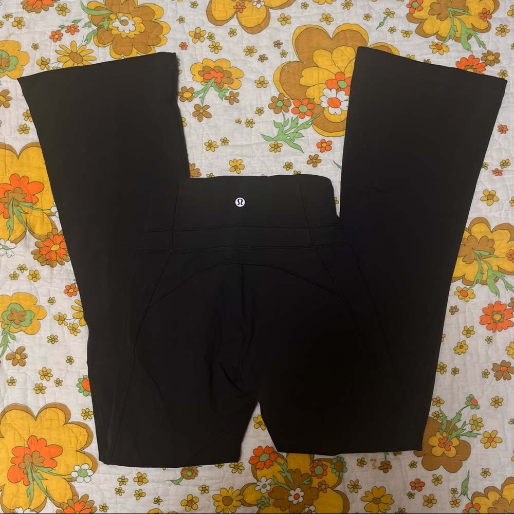 Lululemon groove flare pant size 2